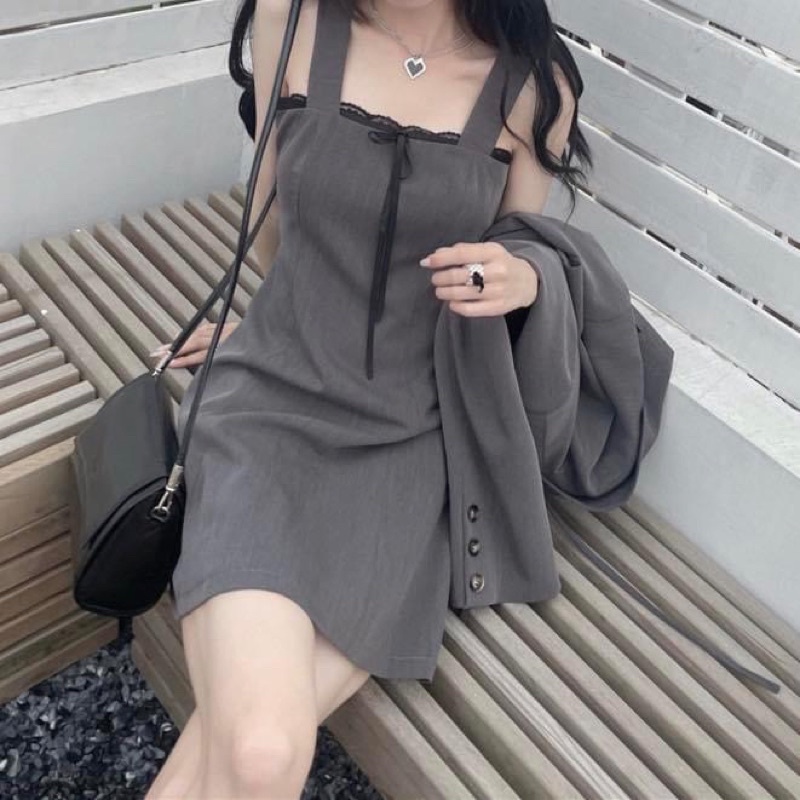 Set áo vest blazer nữ croptop tay dài và đầm hai dây kiểu ngắn suông trơn xám xoè - Order taobao quảng châu