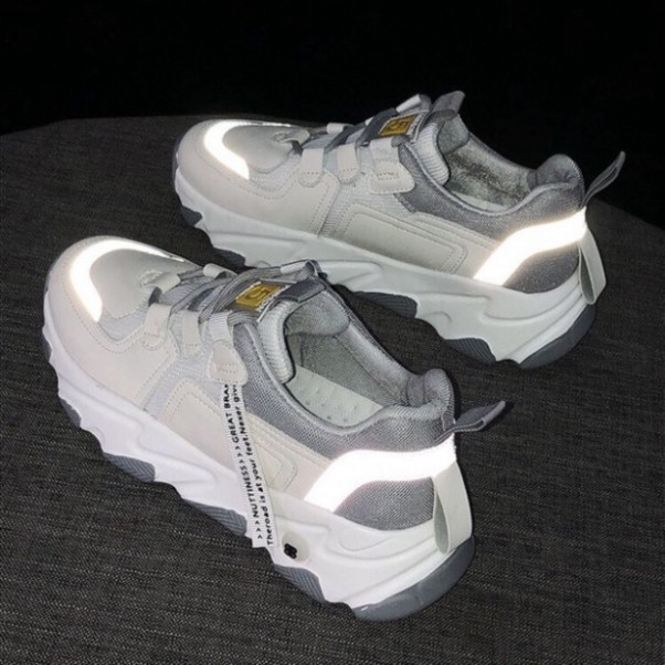 Giày thể thao nữ độn đế phát sáng, giày thể thao nữ ULZZANG phát quang hot trend 2021 mã M001 | BigBuy360 - bigbuy360.vn