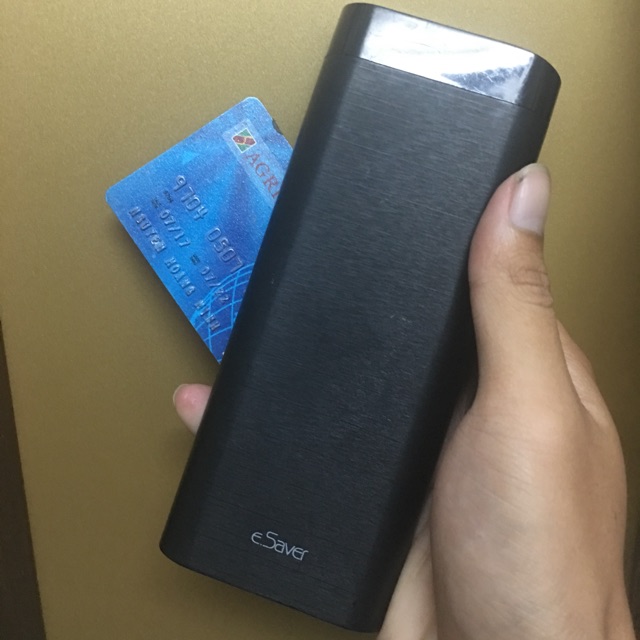 Pin sạc dự phòng 10000mAh eSaver LA A35 Đen chính hãng