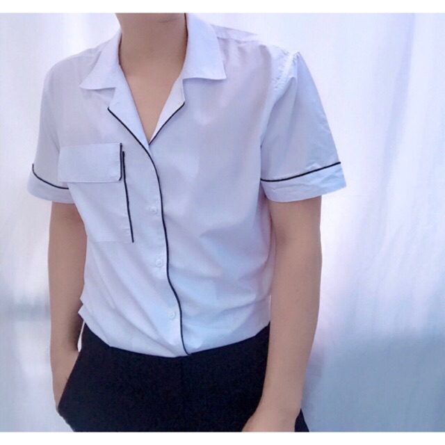 Sơ mi pijama trắng phối viền form rộng