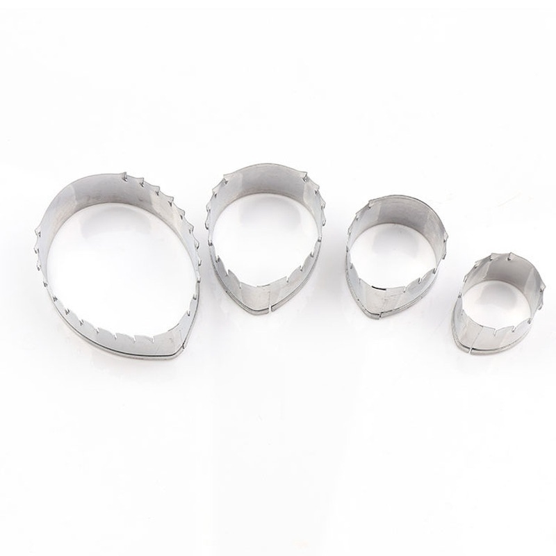 Set 4 Khuôn Cắt Bánh Hình Lá Hoa Hồng Bằng Thép Không Gỉ