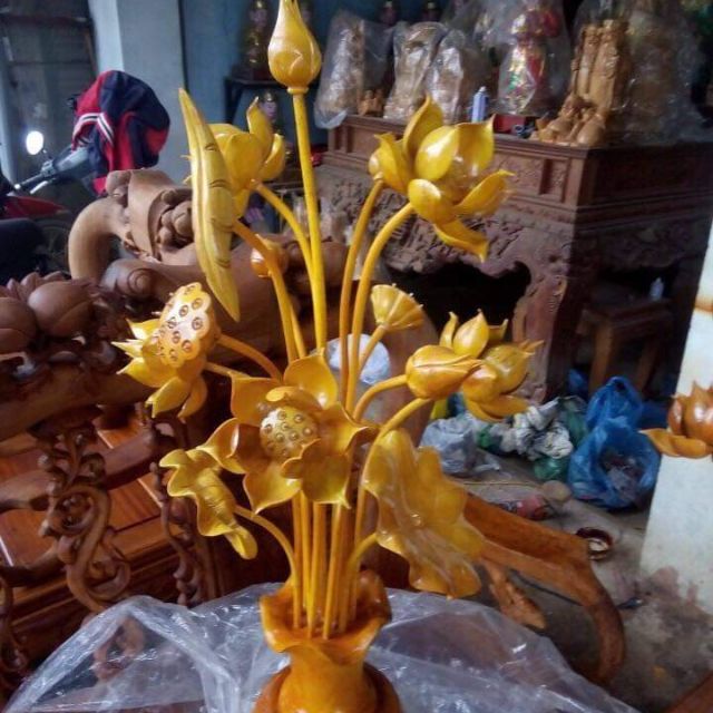 Bình hoa sen bằng gỗ mít