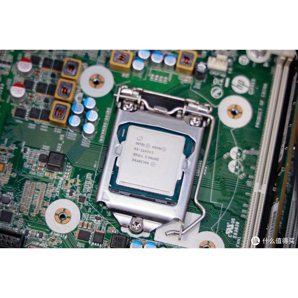 HP Z240 xeon E3-1245v5-8G-128G ssd / Workstation