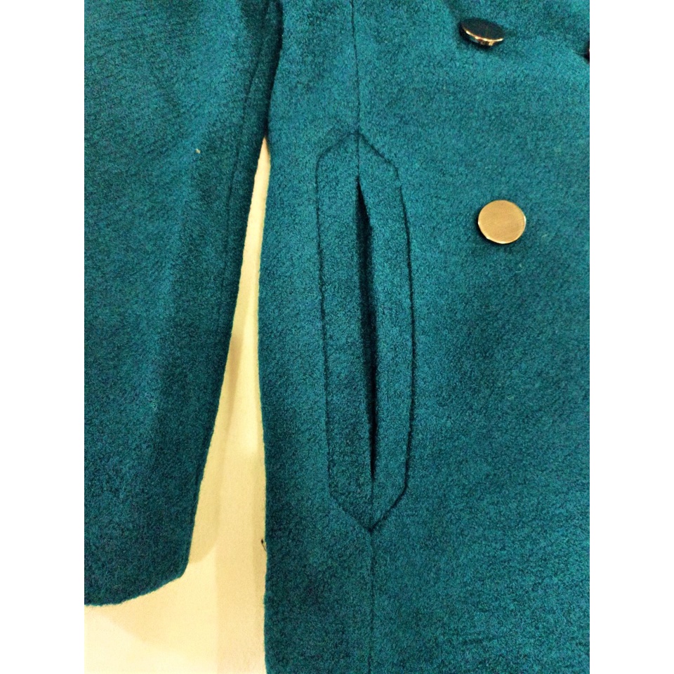 Khoác dạ Wool overcoat SweetSoup xuất Hàn dành cho Nữ. Vải wool 2 lớp dày dặn, sang trọng. 4 nút ngang
