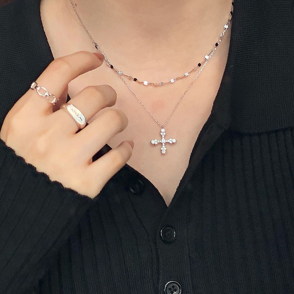 Vòng Cổ Choker Hai Lớp Mặt Thánh Giá Đính Đá Kim Cương Màu Bạc Sang Trọng Đơn Giản Dành Cho Nữ