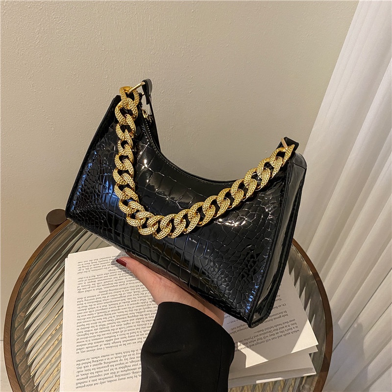 Túi Đeo Chéo Hình Vuông Nhỏ Màu Trơn Phối Dây Xích Thời Trang Mùa Xuân  Cho Nữ