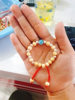Vòng dâu tằm cho bé