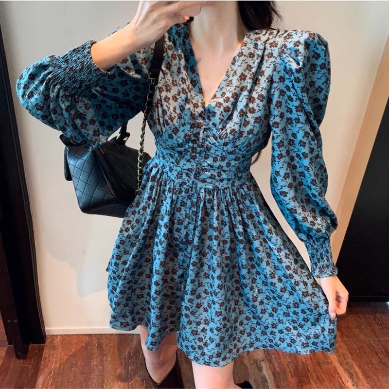 Đầm tay phồng cổ chữ V in họa tiết hoa phong cách retro Pháp mới năm 2021