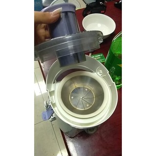 Máy ép trái cây Philips HR1811
