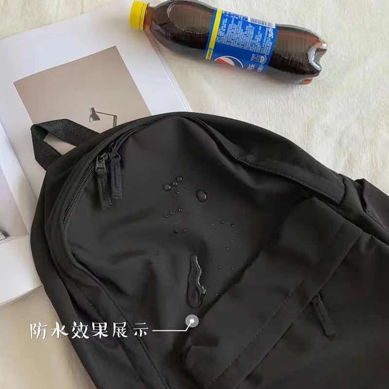 Balo Đi Học Siêu Nhẹ Chất Liệu Nylon Chống Nước Cao Cấp