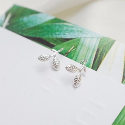 Đôi Bông Tai Mạ Bạc 925 Thời Trang Dành Cho Nữ