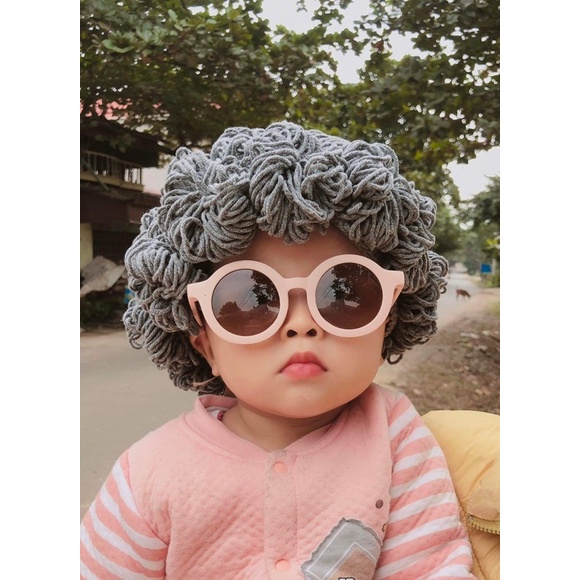 Mũ bà già xì tin cho bé