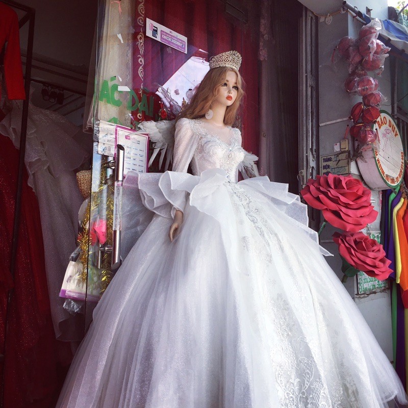 Váy cưới xoài non