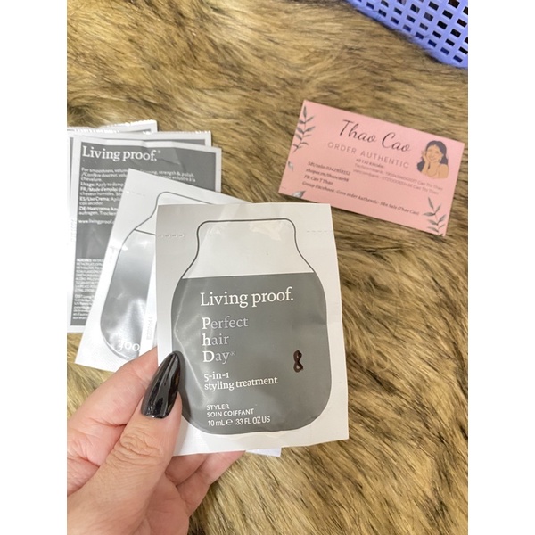 Kem Dưỡng Tóc Living Proof Perfect Hair Day 5-In-1 Styling Treatment