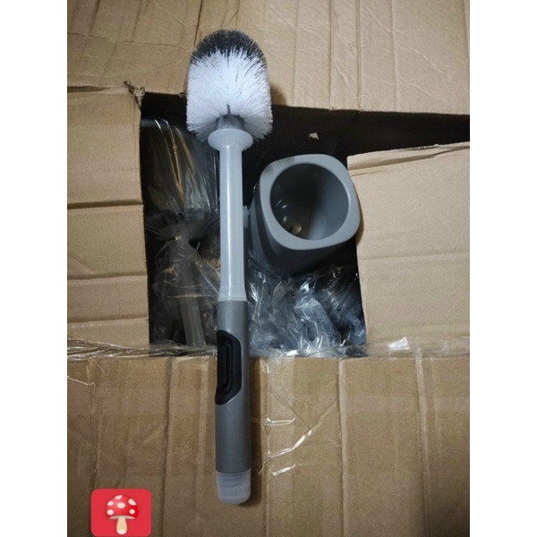 Cọ bồn cầu toilet tiện ích.