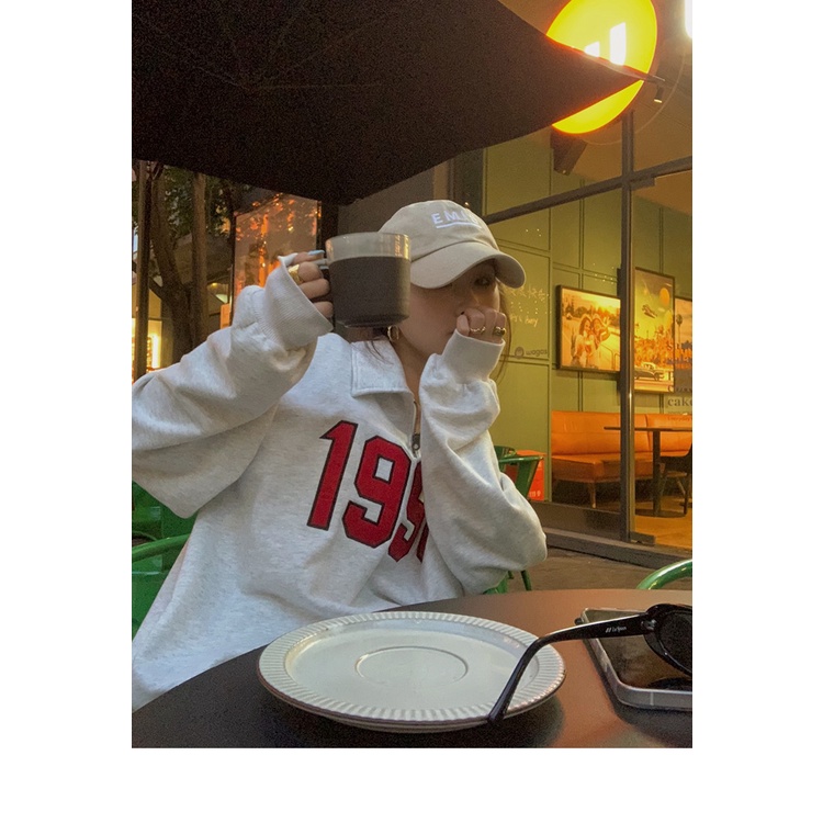 QKOOLE  Áo Sweater Nữ Tay Dài In Họa Tiết