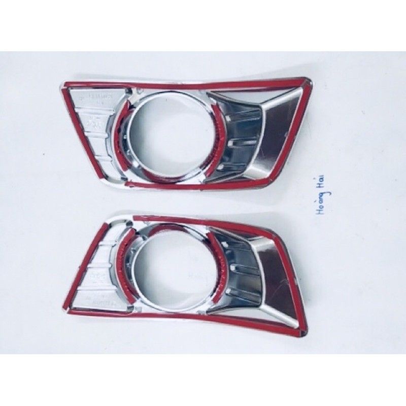 Ốp trang trí viền đèn gầm Kia Carens 2009