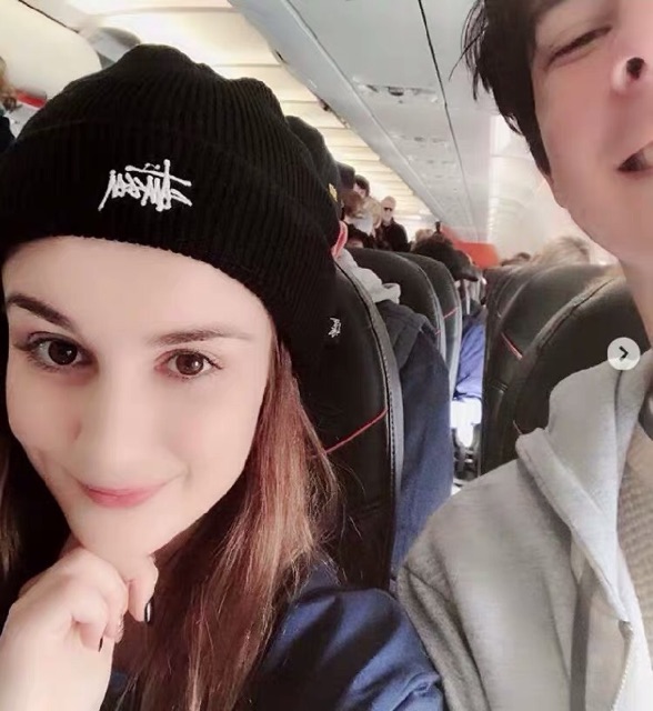 Mũ len Beanie thêu Stussy