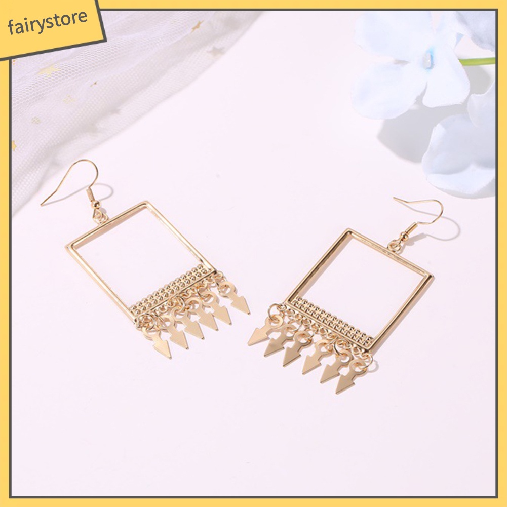 Hoa Tai Dáng Dài Phối Tua Rua Phong Cách Bohomian