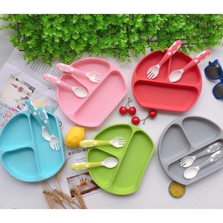 🍓🍓🍓 KHAY ĂN DẶM SILICON CHỐNG TRƯỢT ĐẾ HÍT MẶT BÀN (khay k kèm thìa nĩa có nắp và ống hút)