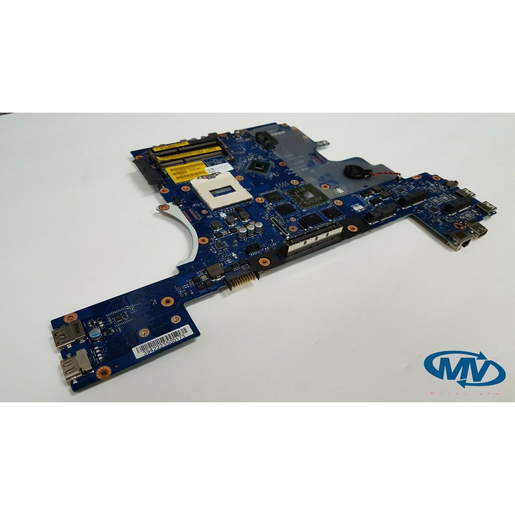 Main dell Latitude E6540  - SR17C / QM87