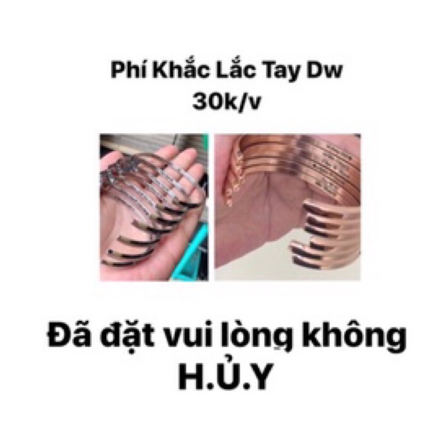 Phí Khắc Vòng Tay