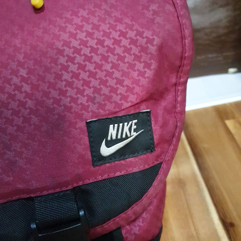 Túi đeo chéo hiệu Nike si tuyển
