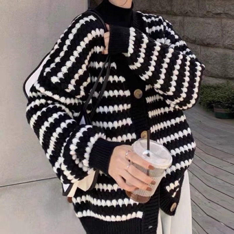 Áo Cardigan len kẻ phối đen trắng dáng rộng [50c đầu rẻ nhất] - CLG18