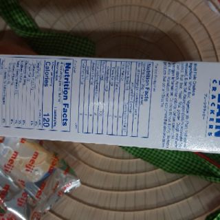 Bánh MEIJI Plain Crackers 104g
