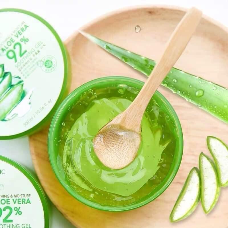 Gel dưỡng ẩm lô hội NATURE REPUBLIC Soothing &amp; Moisture Aloe Vera 92% Soothing Gel - 300ml