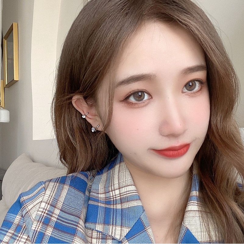 Khuyên Tai Dạng Kẹp Đính Đá zircon Siêu Lấp Lánh Đơn Giản Dễ Phối Đồ Không Cần Xỏ Lỗ Cho Nữ