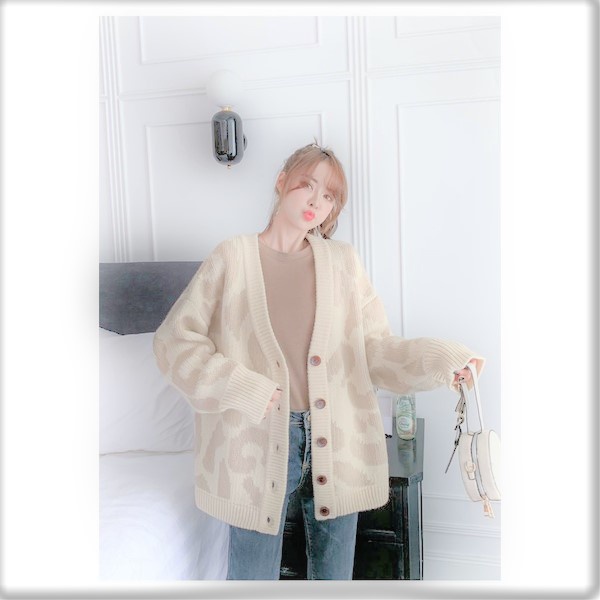 Áo khoác len cardigan họa tiết da báo thụng trẻ trung