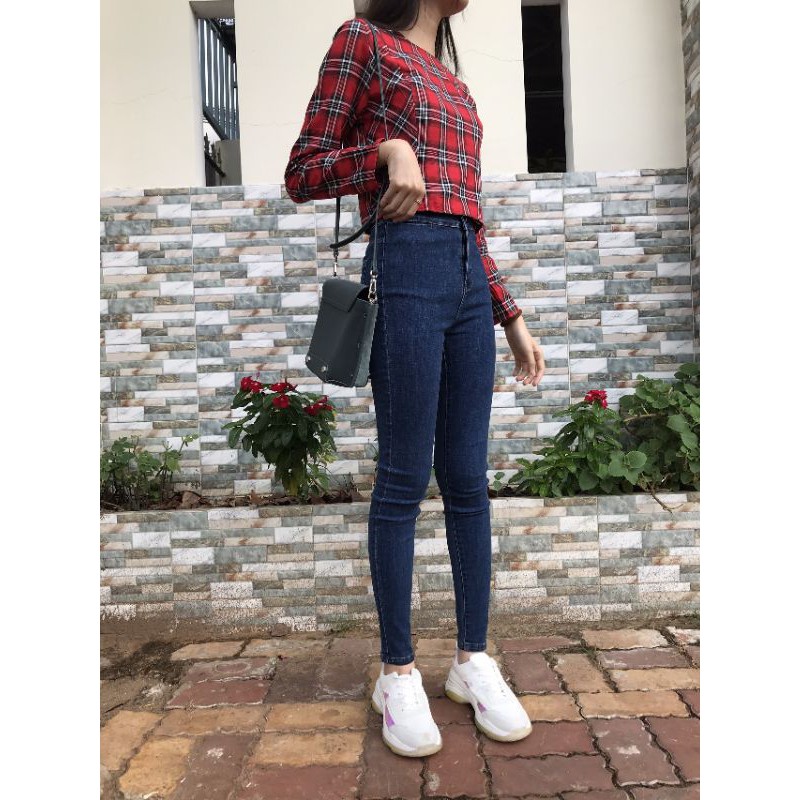 Áo croptop nữ hoạ tiết caro cổ tròn tay dài ZR-hàng xuất(ảnh thật)