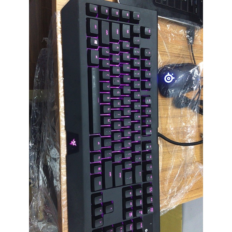 Bàn phím cơ Razer Blackwidow Chroma V2 - Chính hãng