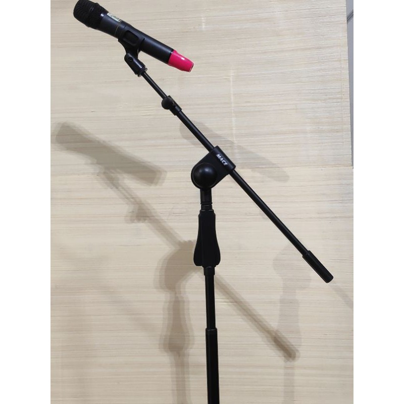 Chân micro phòng thu