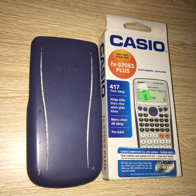 Máy tính Casio fx-570ES PLUS.