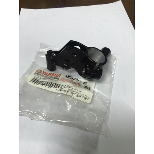 55P-H2911-00 | Giá đỡ tay phanh, cùm gương Exciter 135, 150, 155