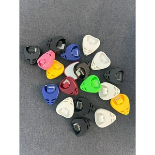 Hộp Đựng Pik Phím Gảy Guitar