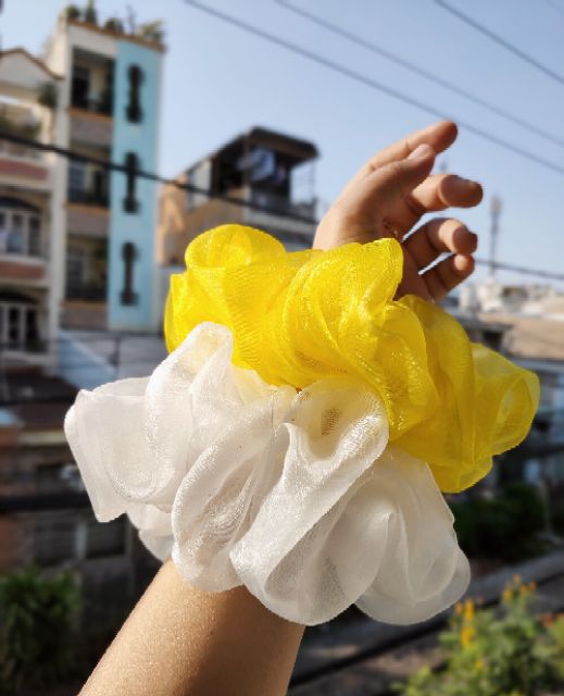 Giant Scrunchies - Dây cột tóc vải Scrunchies