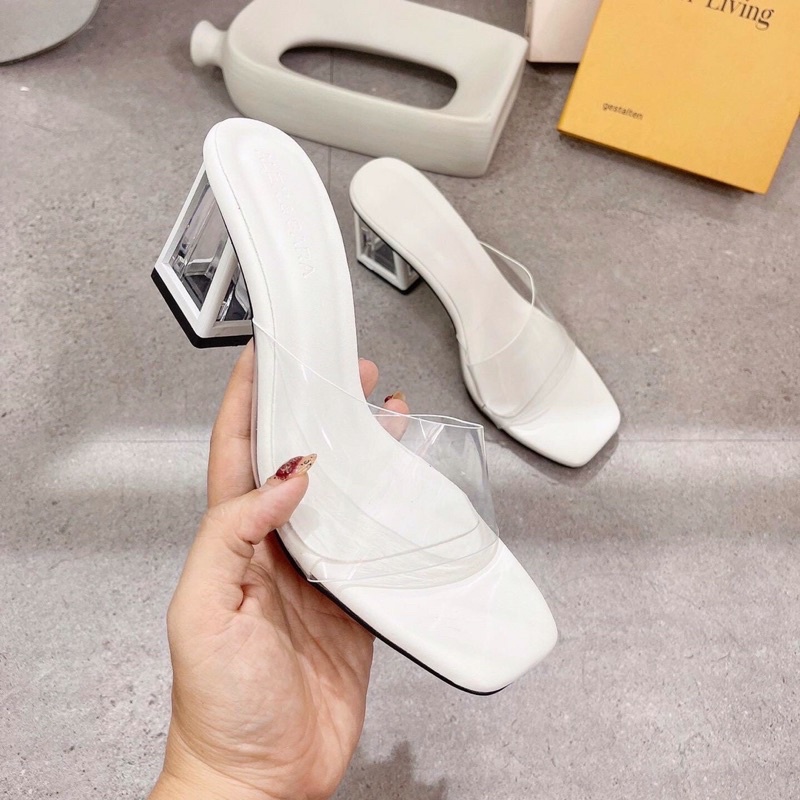 Dép cao gót quai trong gót sơn viền hot trend
