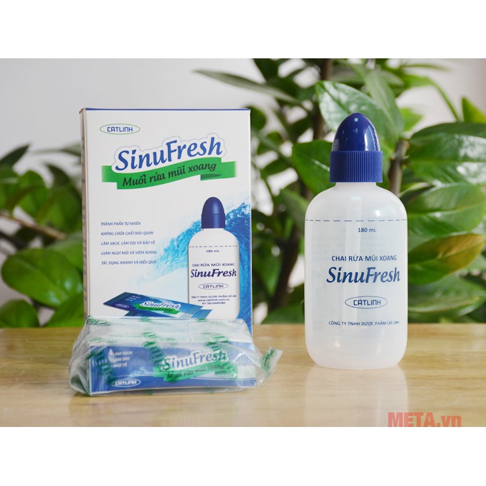 Bình rửa mũi xoang cát linh SinuFresh kèm 10 gói muối