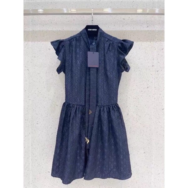 Váy xòe tiểu thư Louis Vuitton LV thiết kế tay bèo ôm eo sang trọng có khóa kéo phía sau