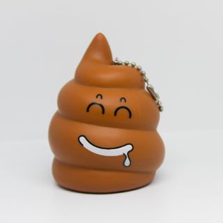 Móc khóa hình cục shit cao su
