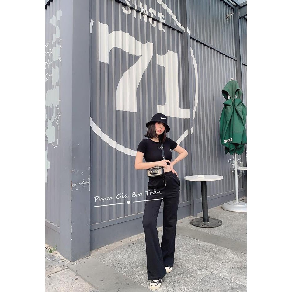 [Mã WASTCOOL giảm 15% tối đa 50K đơn 99K] bộ quần ống rộng áo croptop thêu phẩy hai màu đen trắng cơ bản | BigBuy360 - bigbuy360.vn