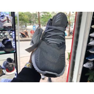 Giày Alphabounce xám