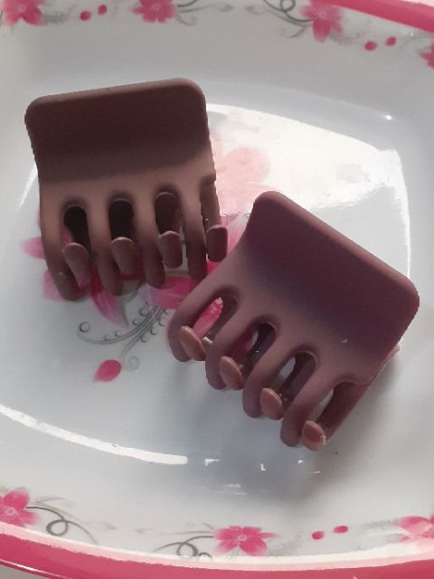 Kẹp tóc vuông lớn 8 răng màu nhám loại đẹp