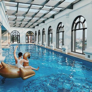 Phao khổng lồ hạc vàng gorl