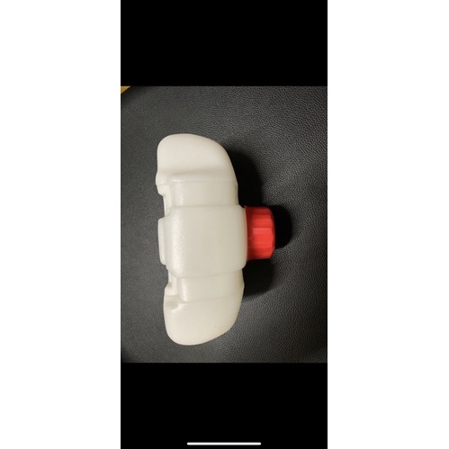 Bình xăng nhựa máy cắt cỏ Shindaiwa nội địa Nhật bình xăng trên