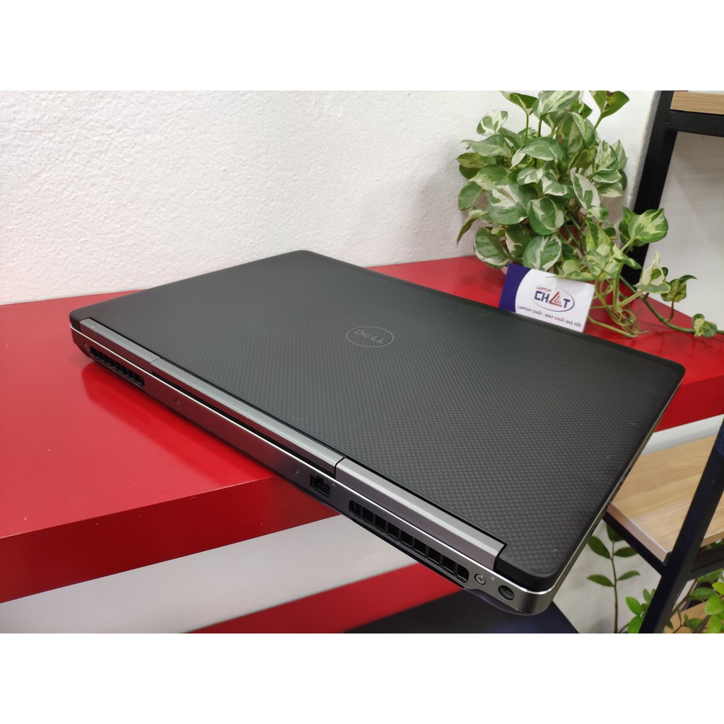 Máy trạm đồ họa Dell Precision 7720 core i7-7920HQ, ram 8GB,ổ cứng SSD 256GB, P4000M, màn hình 17.3 inch FHD-Laptop Chất