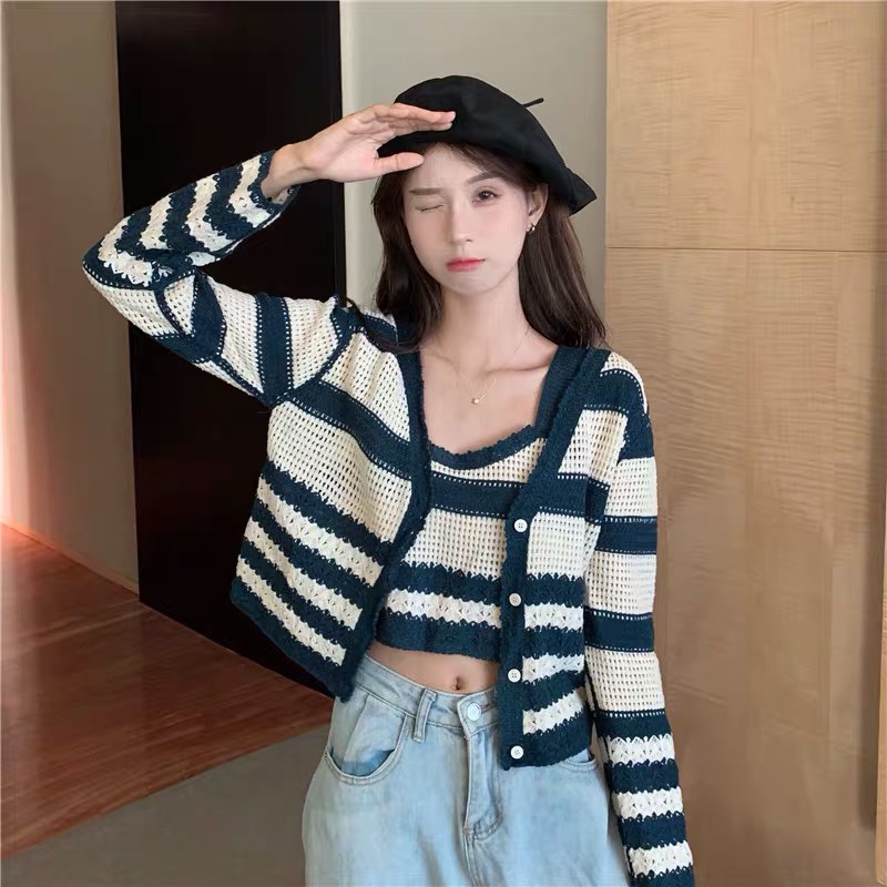 Set 2 chi tiết Forgirl có lỗ phối viền kẻ ngang